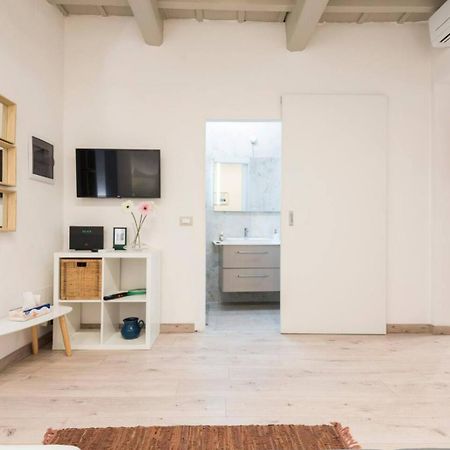 Cozy Apartment Near Ponte Vecchio ฟลอเรนซ์ ภายนอก รูปภาพ