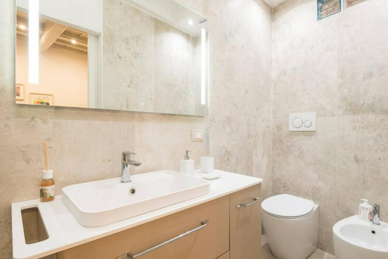 Cozy Apartment Near Ponte Vecchio ฟลอเรนซ์ ภายนอก รูปภาพ